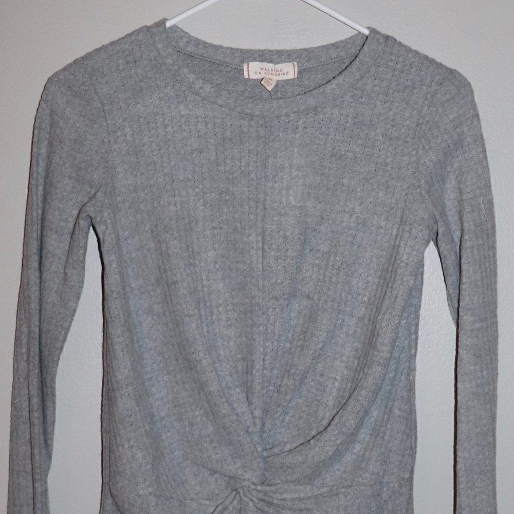 Walking on Sunshine Twist Top Size M